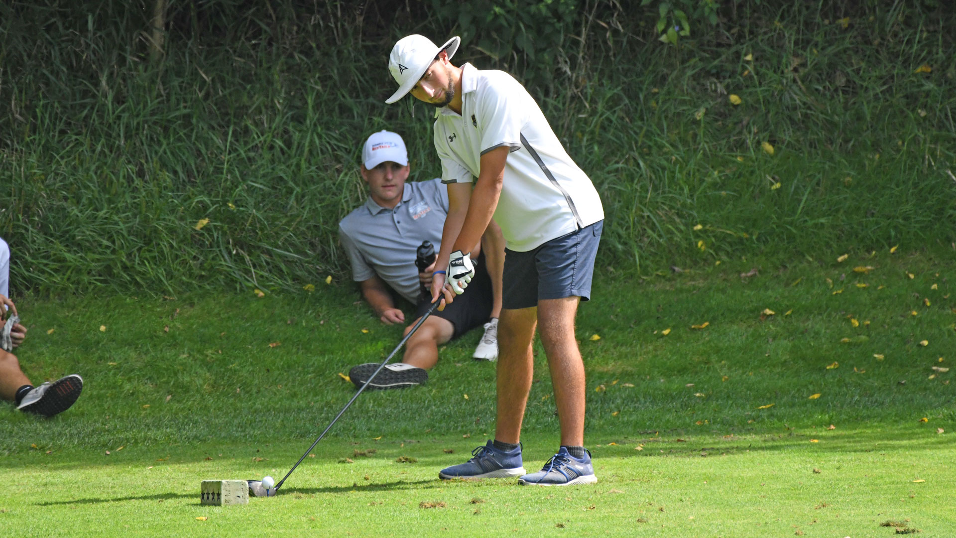 Pride men's golf opens busy week at St. Francis Invite