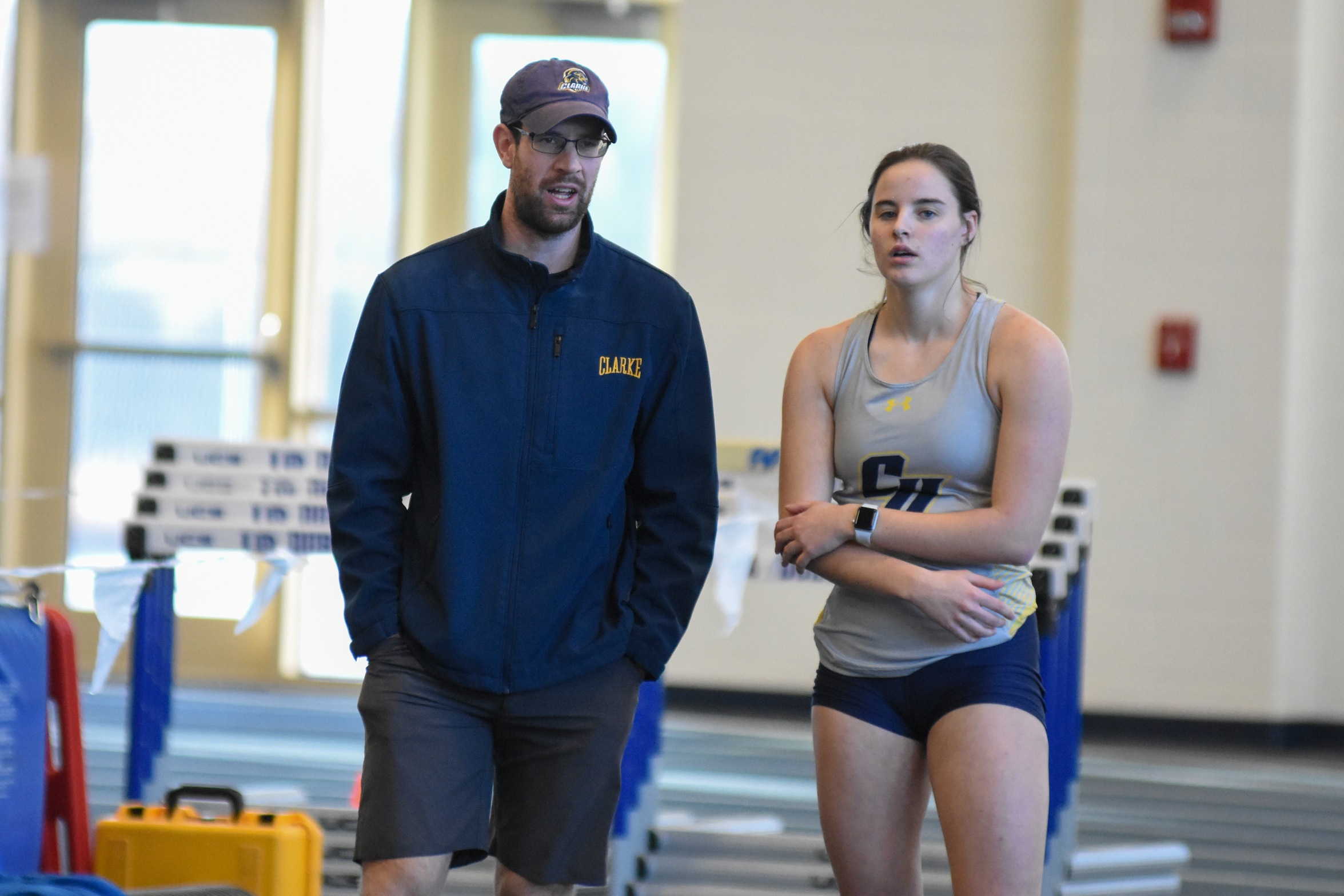 Clarke Men, Women Place Fourth at Cardinal Invite